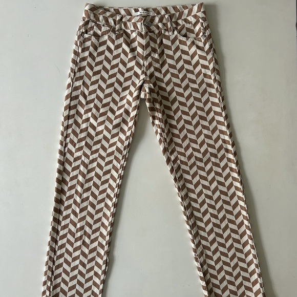 PacSun Chevron Herringbone Print Jeans size 24 - Brown & Cream Geometric Denim - Picture 1 of 9